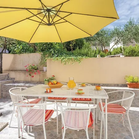 Apartment Awesome In With Kitchen Trogir