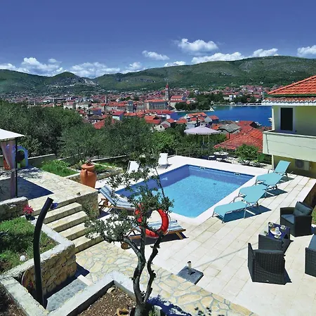 Awesome In With Kitchen Trogir