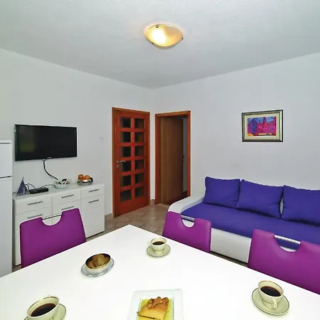 Apartment Awesome In With Kitchen