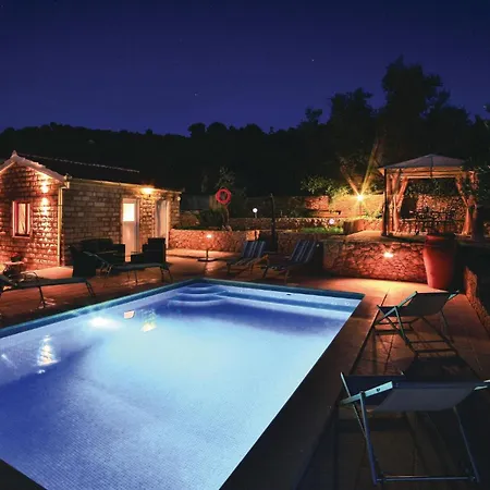 Lejlighed With Sea View 05 *