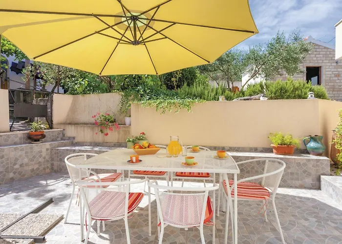 Apartament With Sea View 05 Trogir